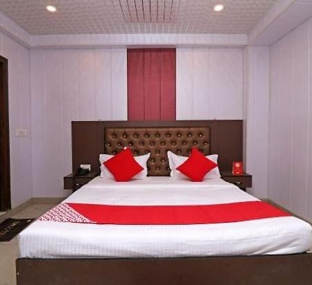 Airport Hotel Runway 뉴델리 외부 사진