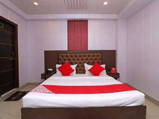Airport Hotel Runway 뉴델리 외부 사진