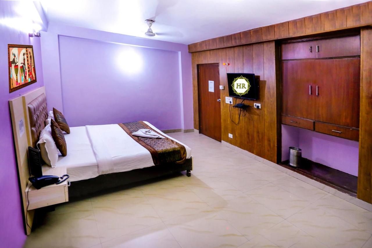 Airport Hotel Runway 뉴델리 외부 사진