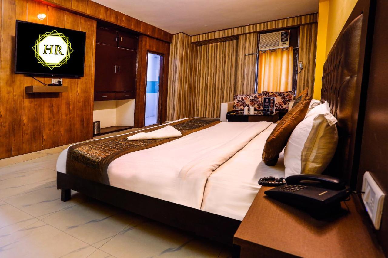 Airport Hotel Runway 뉴델리 외부 사진